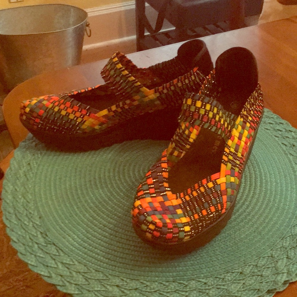 Unique Colorful Wedges!
